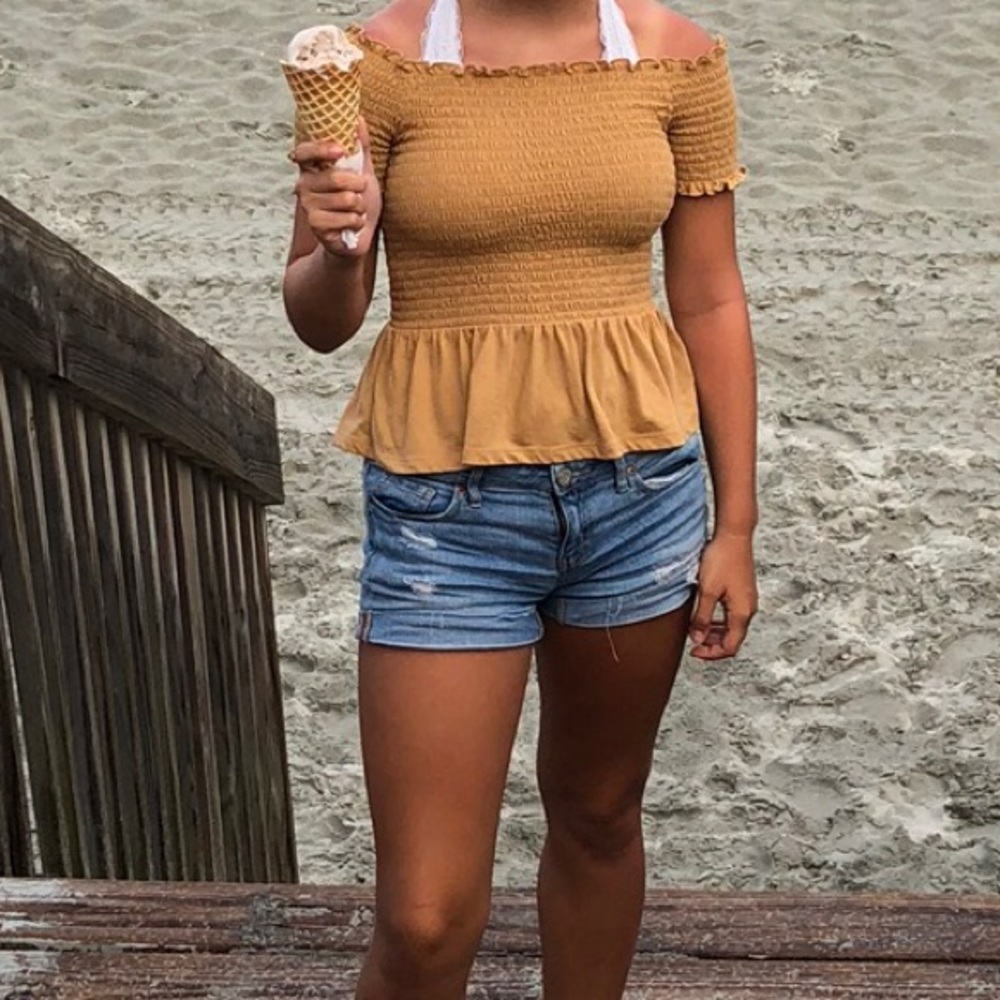 American Eagle Top